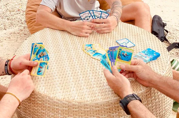 Jeu de cartes "la famille plonge"